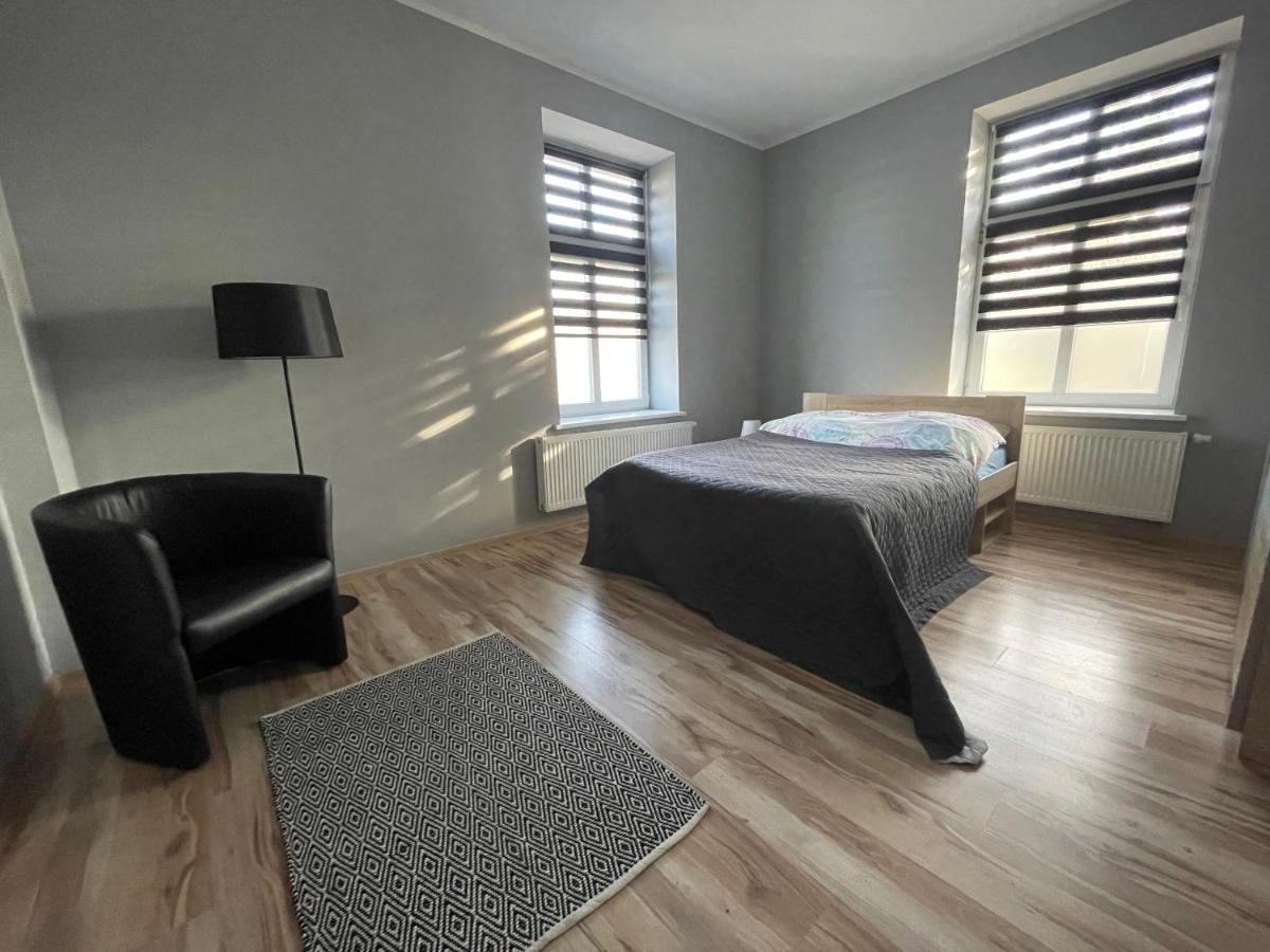 Apartamenty Trzciana เชชูฟ ภายนอก รูปภาพ