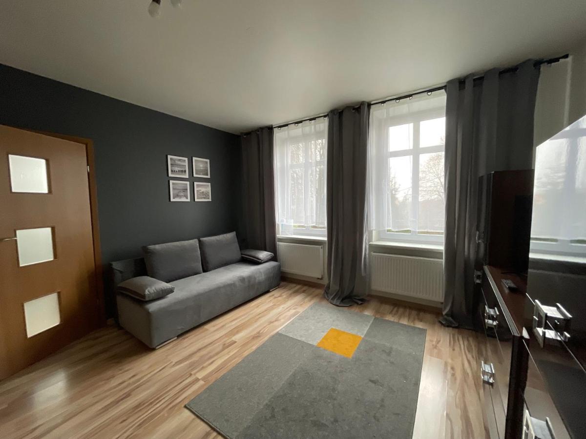 Apartamenty Trzciana เชชูฟ ภายนอก รูปภาพ