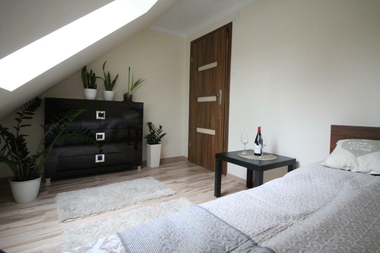 Apartamenty Trzciana เชชูฟ ภายนอก รูปภาพ